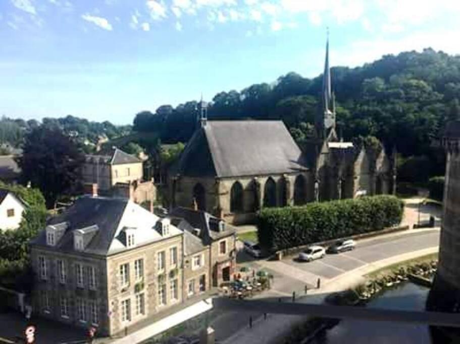 Villa House At The Foot Of The Castle Of Fougères Extérieur photo